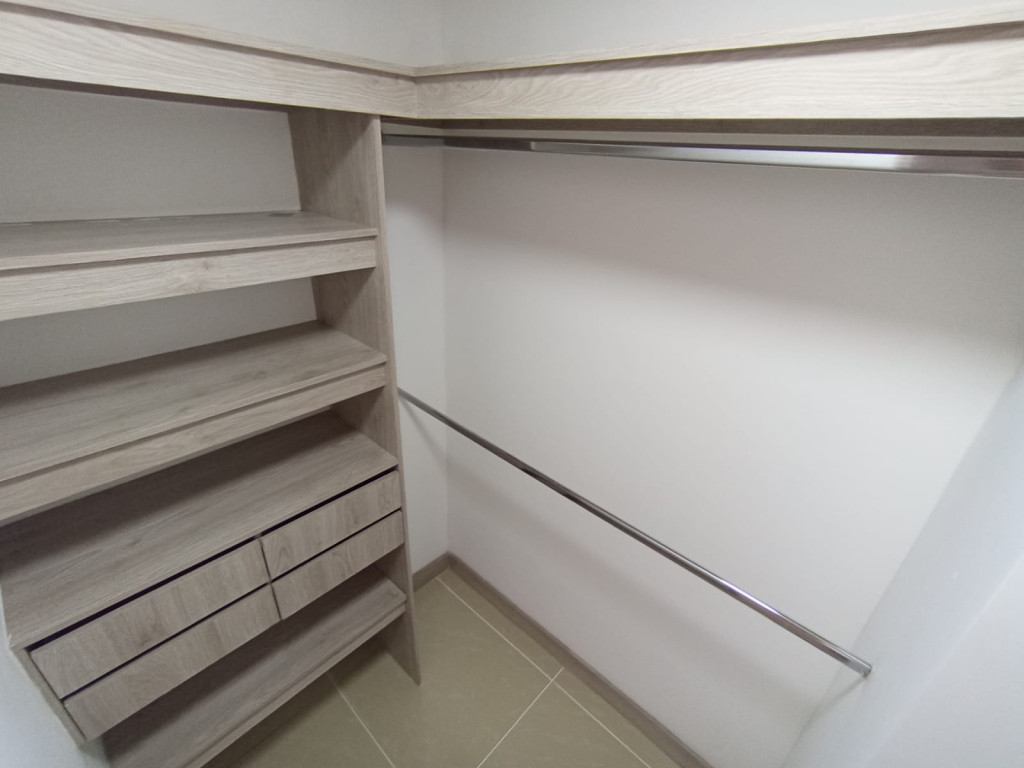 Apartamento En Arriendo - Urbanización La Flora, Cali