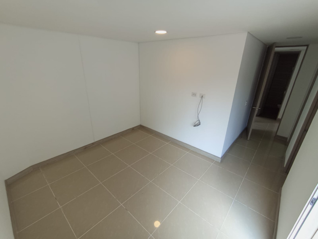 Apartamento En Arriendo - Urbanización La Flora, Cali