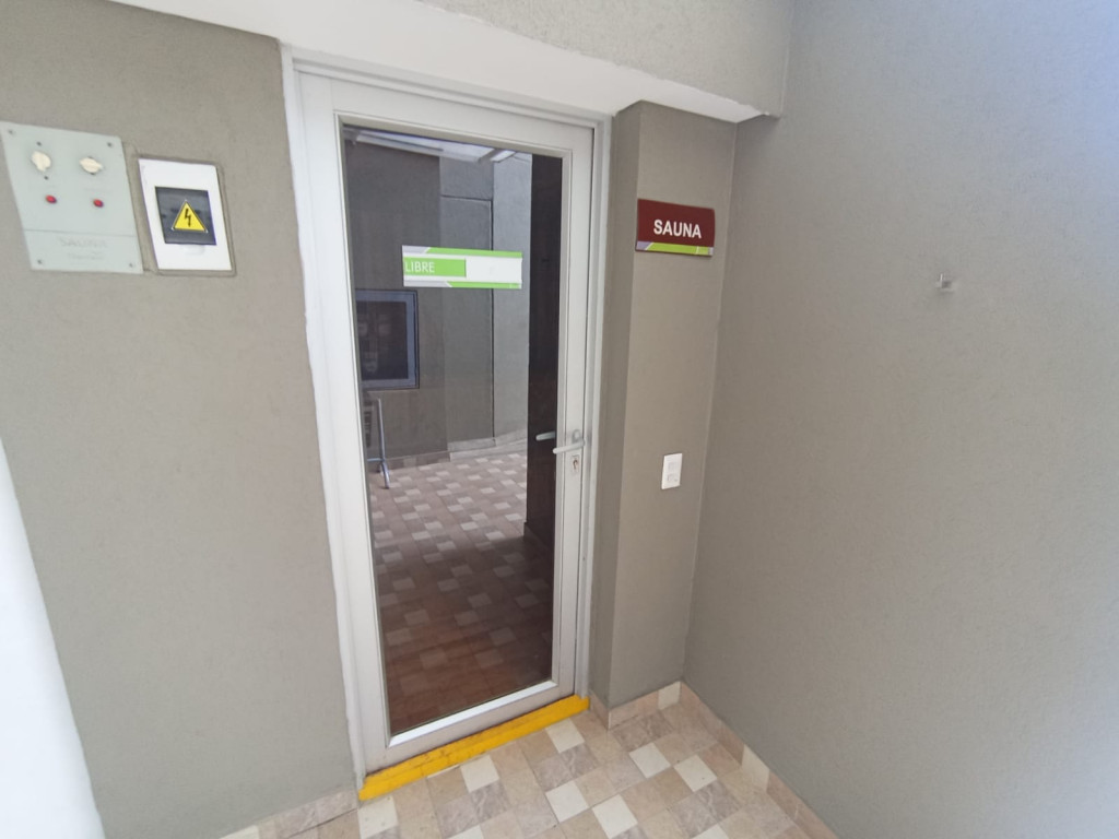 Apartamento En Arriendo - Urbanización La Flora, Cali