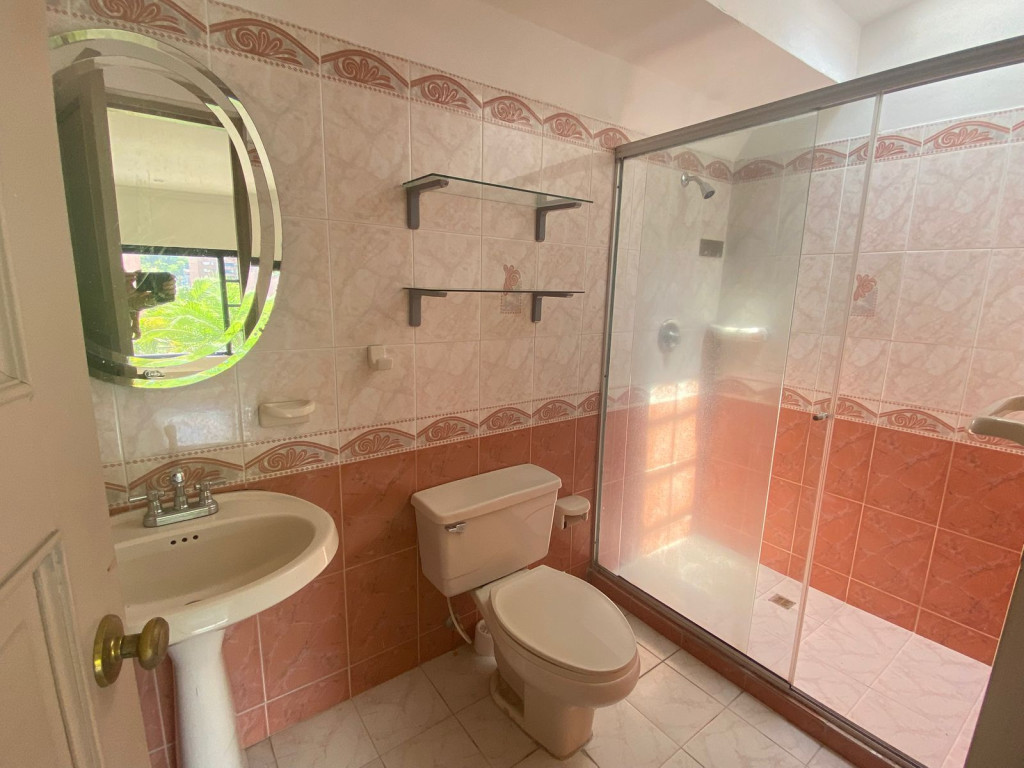 Casa En Arriendo - Santa Teresita, Cali