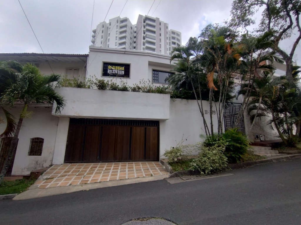 Casa En Arriendo - Santa Teresita, Cali