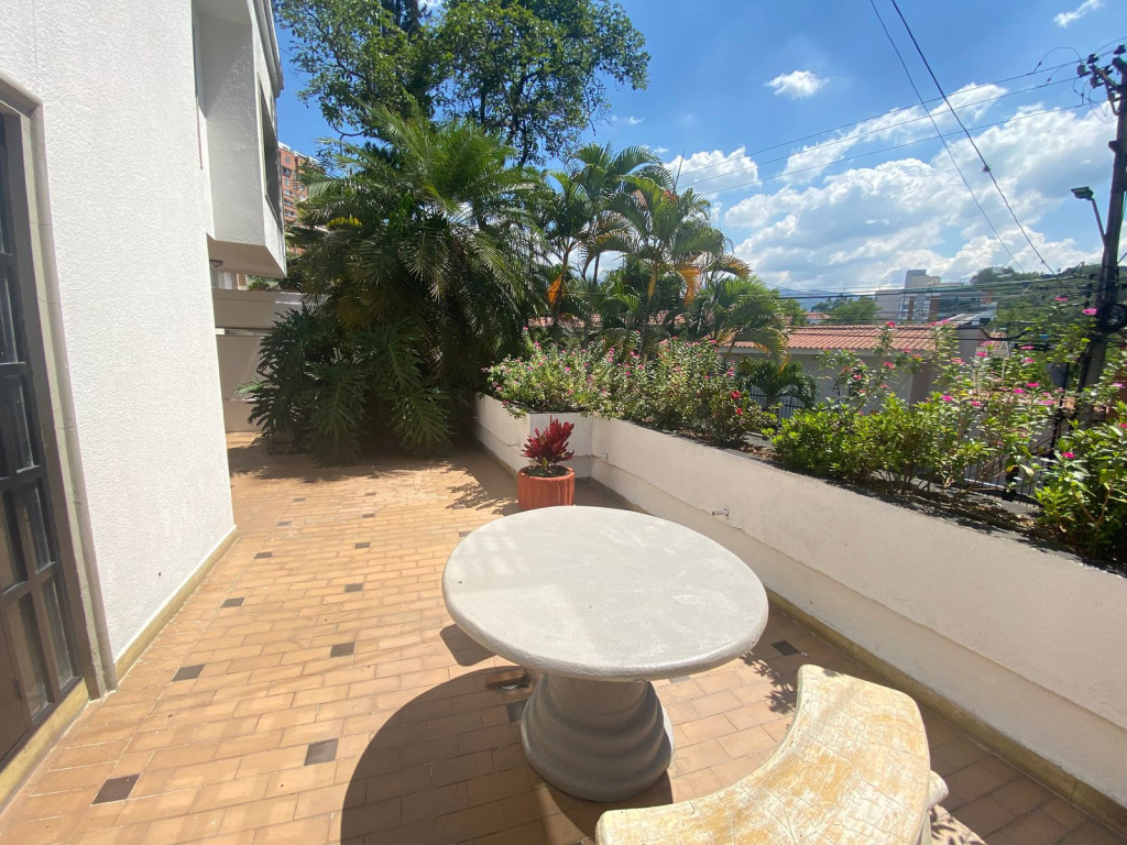 Casa En Arriendo - Santa Teresita, Cali