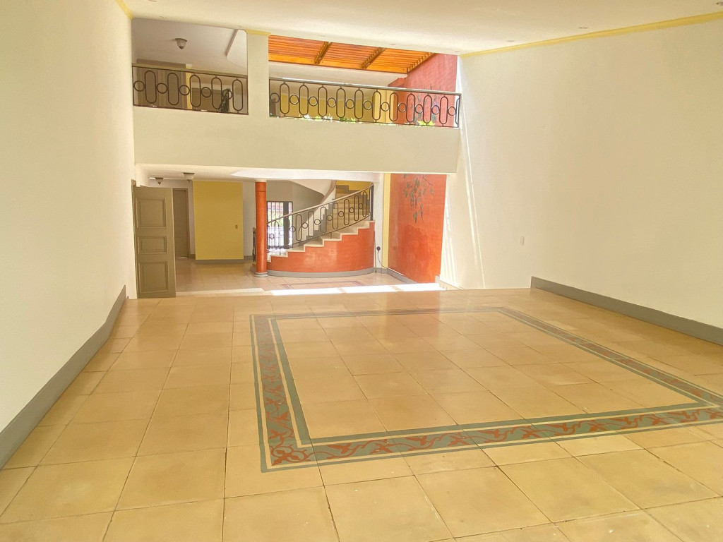 Casa En Arriendo - Santa Teresita, Cali