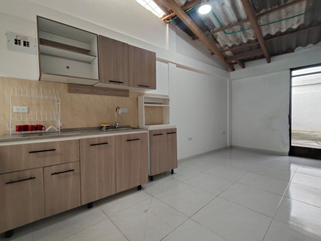 Casa En Arriendo - Sector Altos Normandía - Bata, Cali