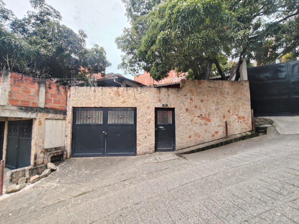Casa En Arriendo - Sector Altos Normandía - Bata, Cali