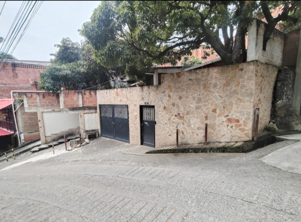 Casa En Arriendo - Sector Altos Normandía - Bata, Cali