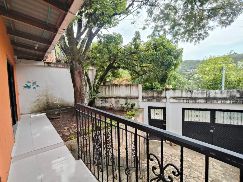 Casa En Arriendo - Sector Altos Normandía - Bata, Cali