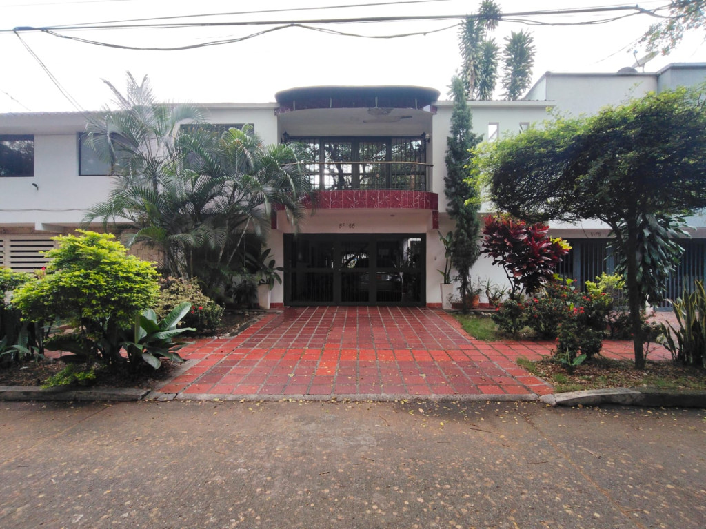 Casa En Venta - Tequendama, Cali