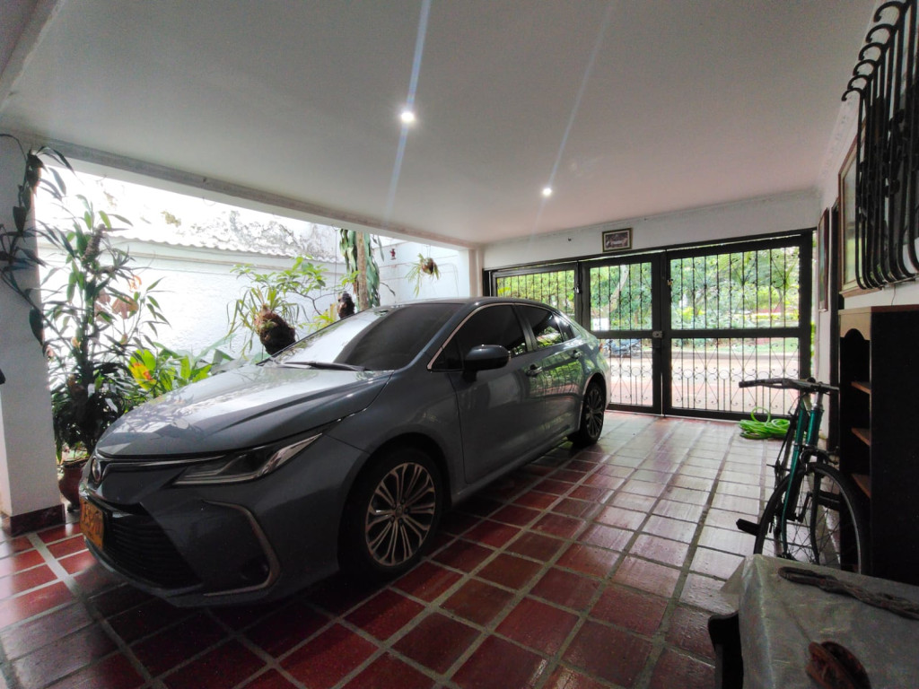 Casa En Venta - Tequendama, Cali