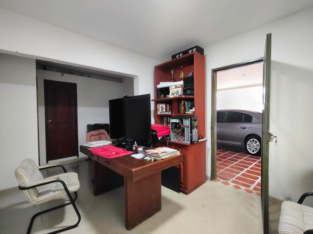 Casa En Venta - Tequendama, Cali