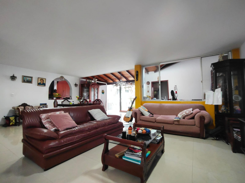 Casa En Venta - Tequendama, Cali