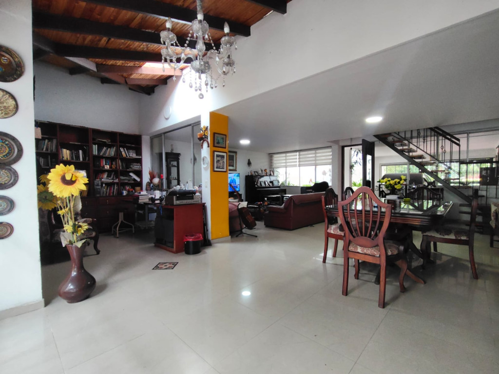 Casa En Venta - Tequendama, Cali