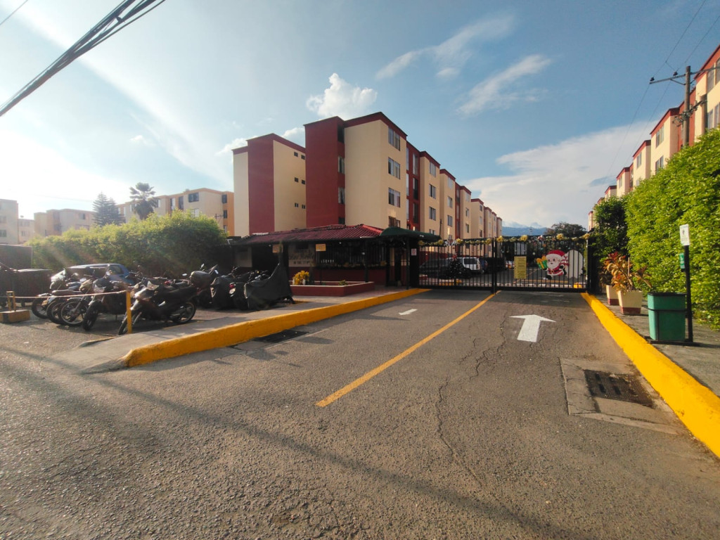 Apartamento En Venta - Brisas De Los Alamos, Cali