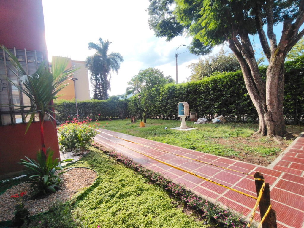 Apartamento En Venta - Brisas De Los Alamos, Cali