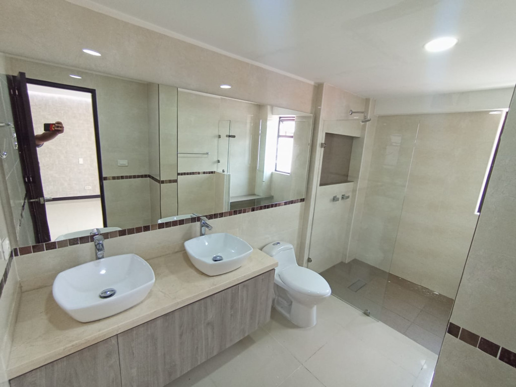 Casa En Arriendo - Urbanización San Joaquin, Cali