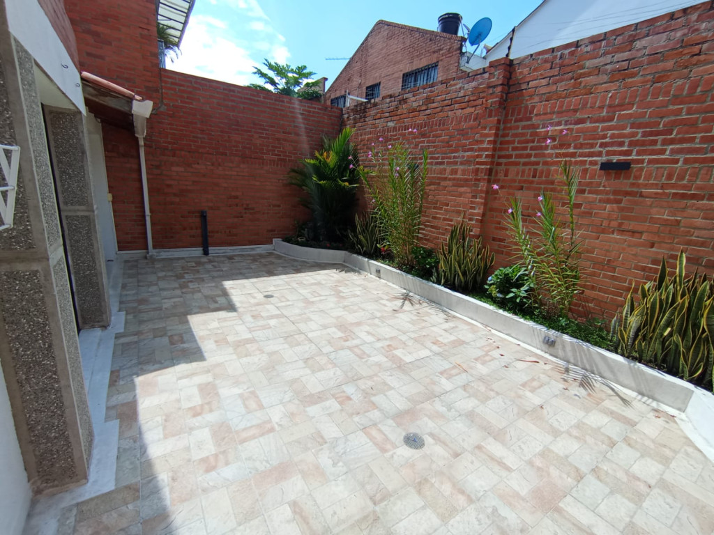 Casa En Arriendo - Urbanización San Joaquin, Cali