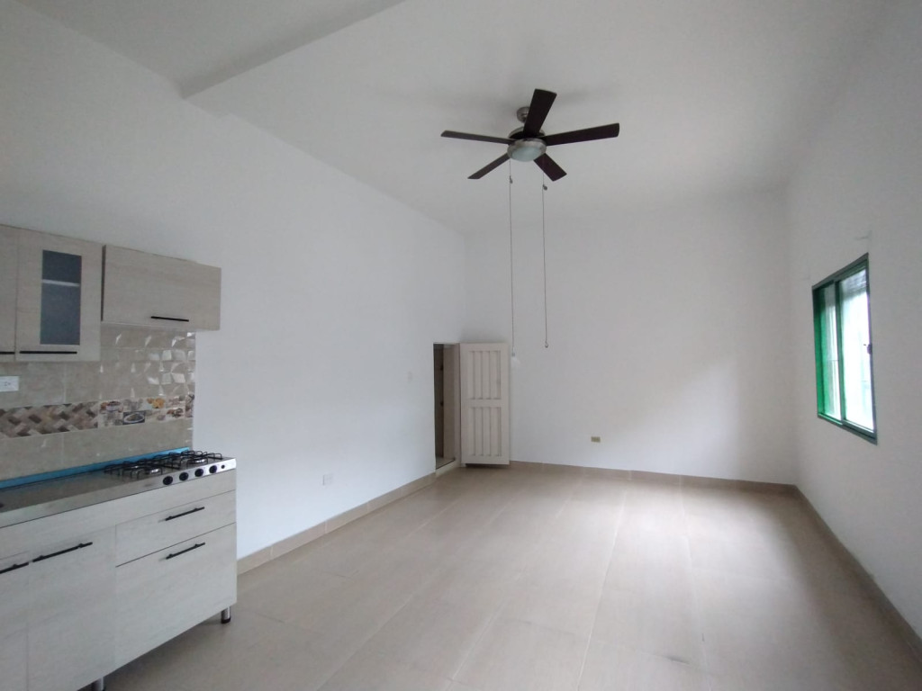 Apartaestudio En Arriendo - Miraflores, Cali