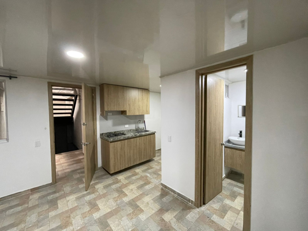 Apartaestudio En Arriendo - El Limonar, Cali