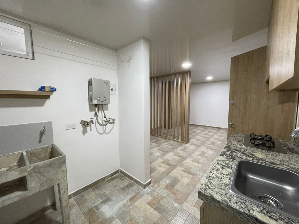 Apartaestudio En Arriendo - El Limonar, Cali