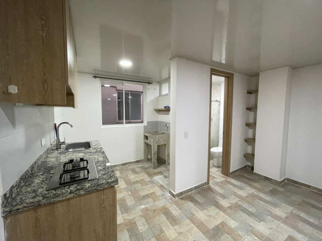 Apartaestudio En Arriendo - El Limonar, Cali