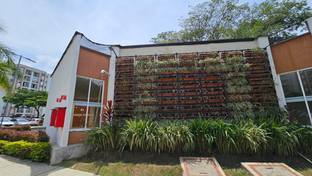Apartamento En Arriendo - Ciudad Pacifica, Cali
