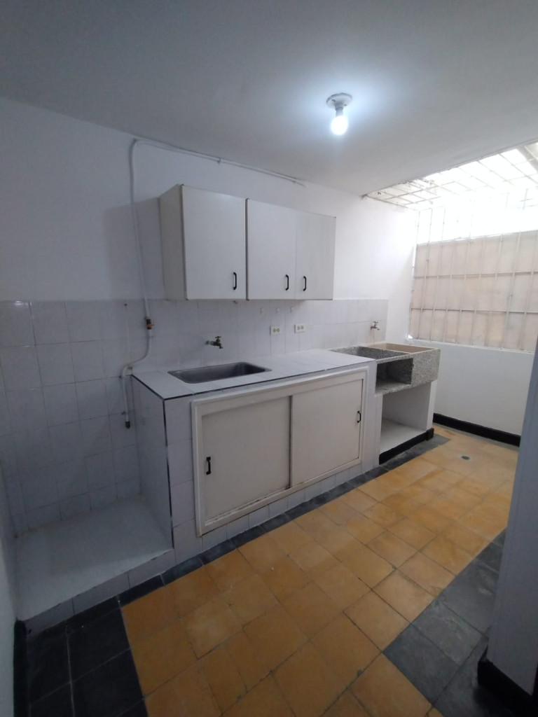 Apartaestudio En Arriendo - Miraflores, Cali