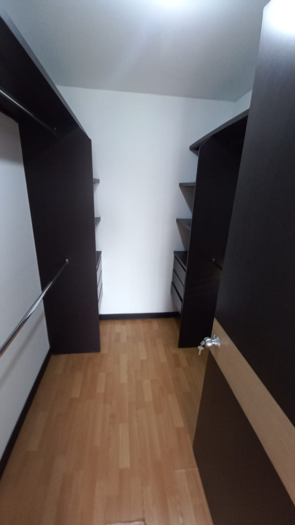 Apartamento En Arriendo - Urbanización La Flora, Cali