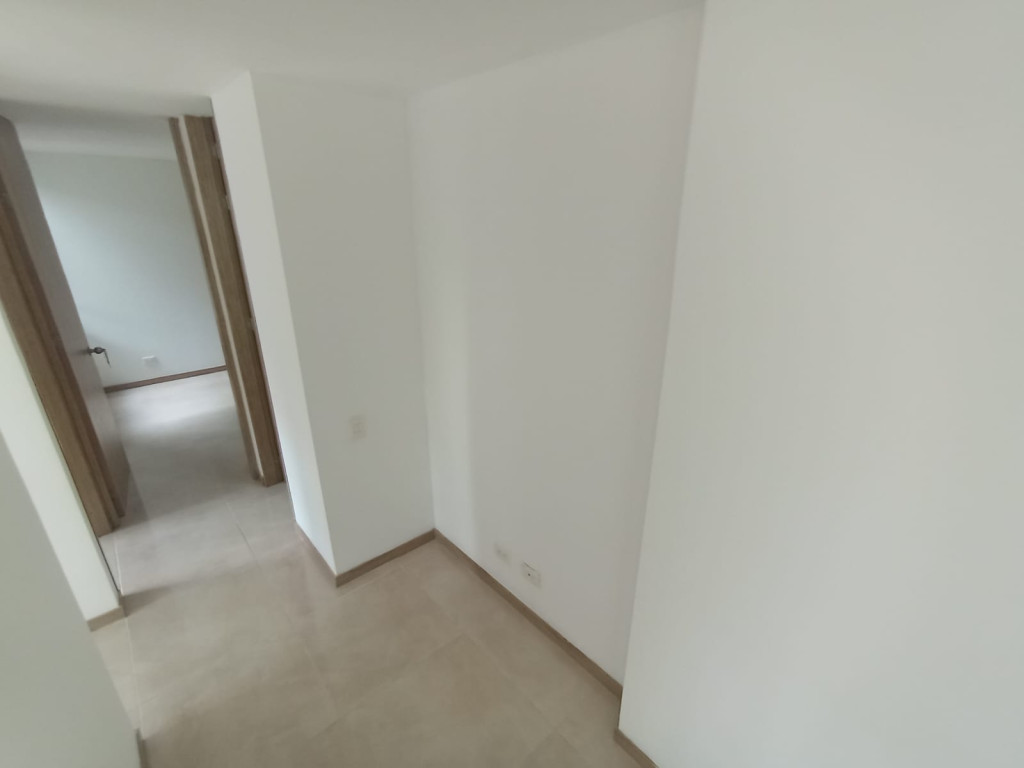 Apartamento En Arriendo - Prados Del Norte, Cali