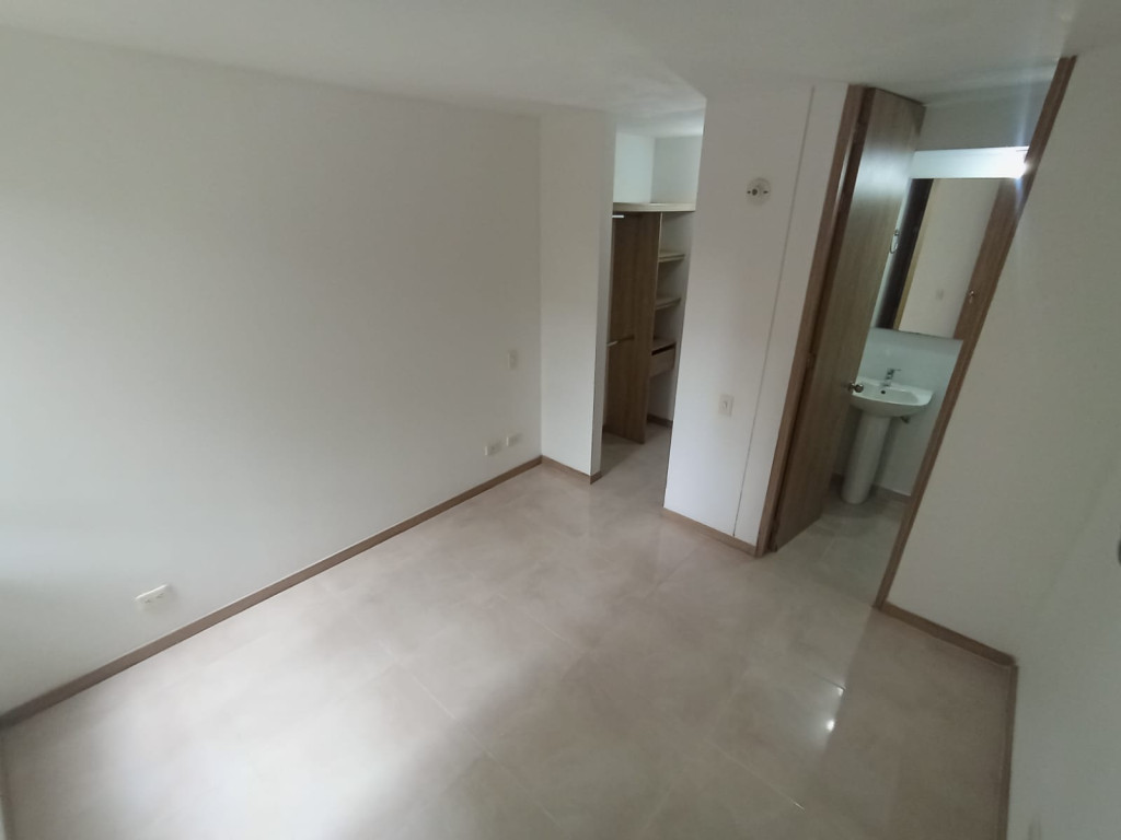 Apartamento En Arriendo - Prados Del Norte, Cali