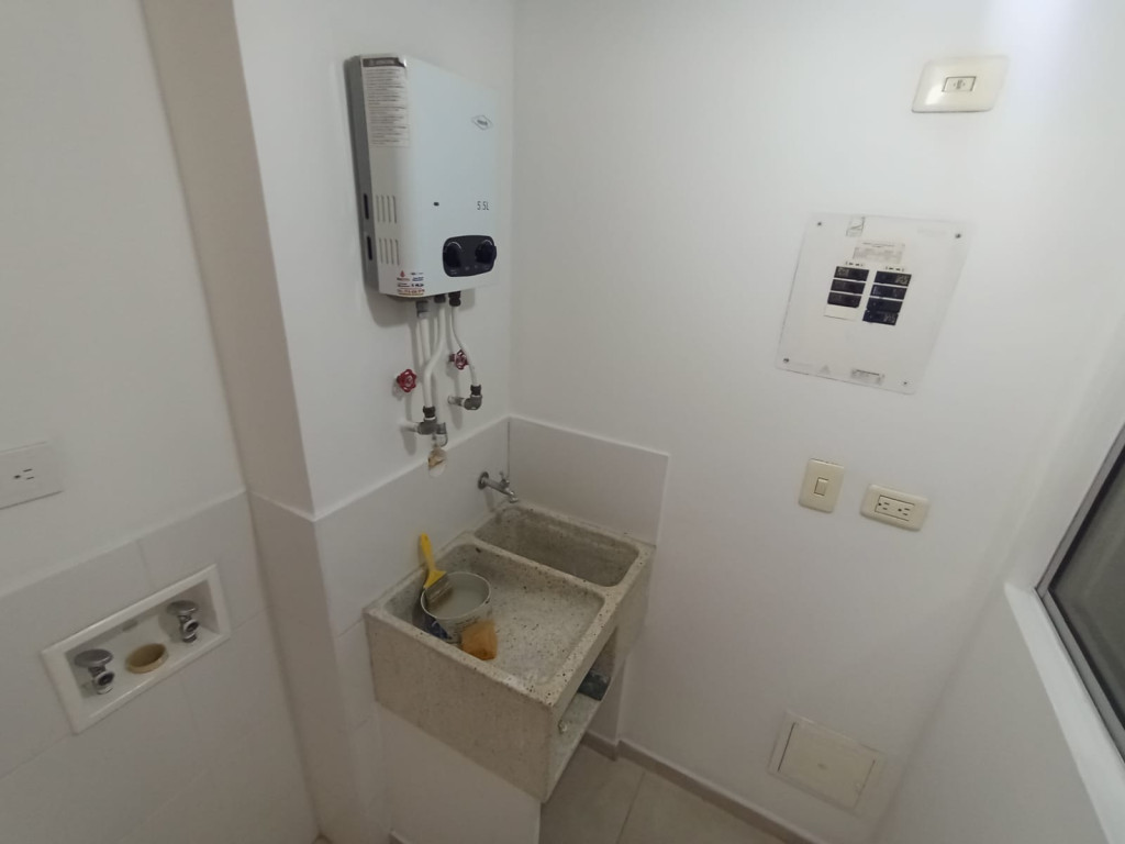 Apartamento En Arriendo - Prados Del Norte, Cali