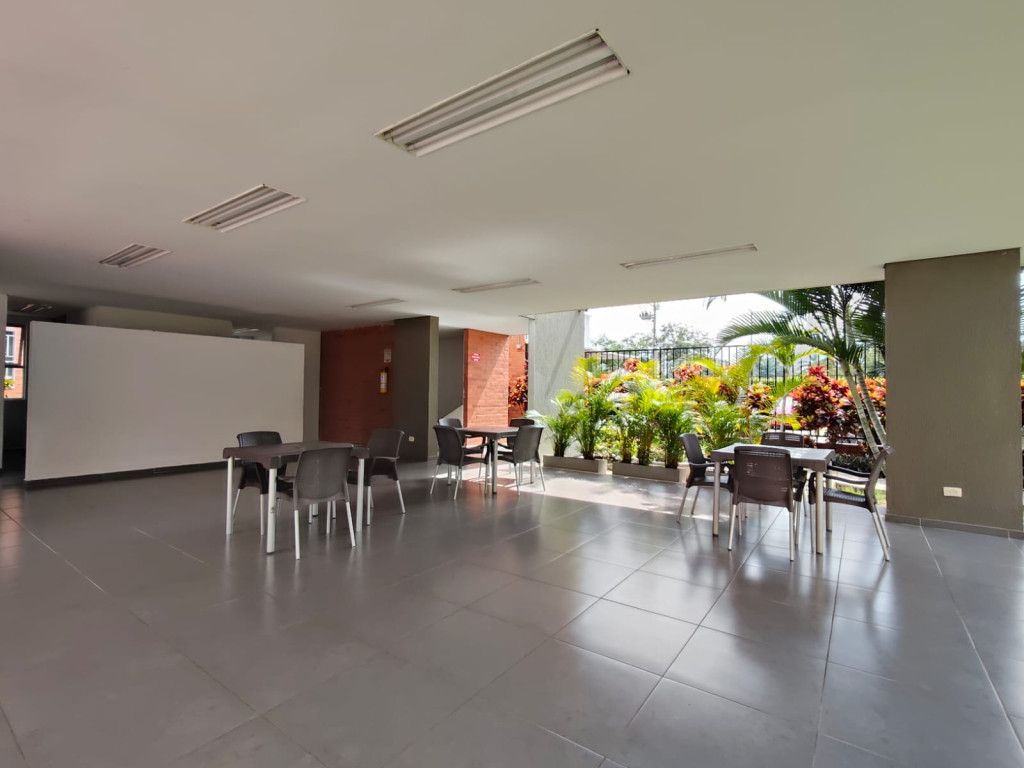 Apartamento En Venta - Valle Del Lili, Cali