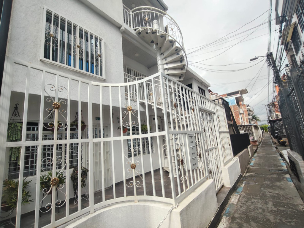 Apartamento En Arriendo - Las Ceibas, Cali
