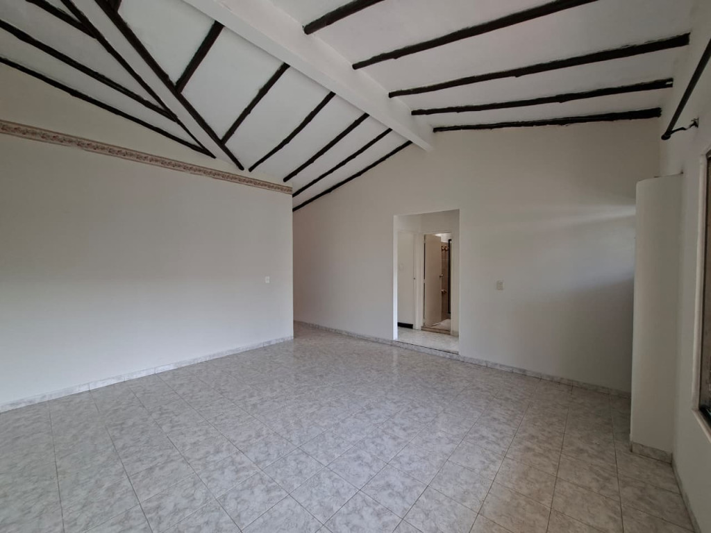 Casa En Arriendo - Primero De Mayo, Cali