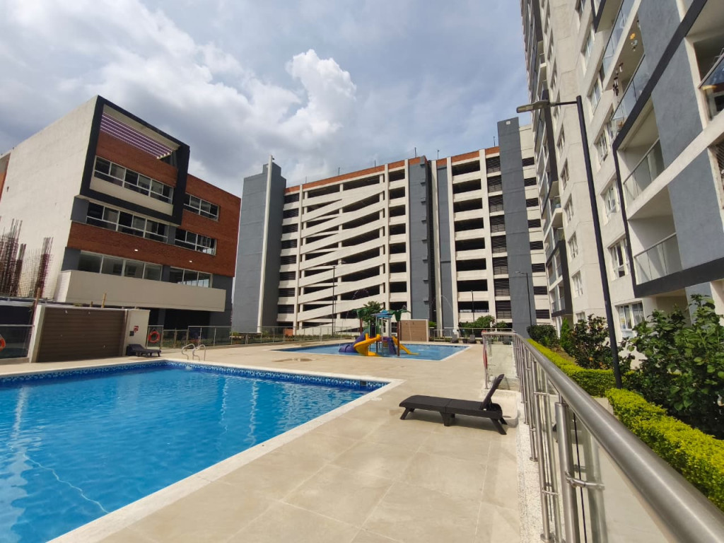 Apartamento En Arriendo - Valle Del Lili, Cali