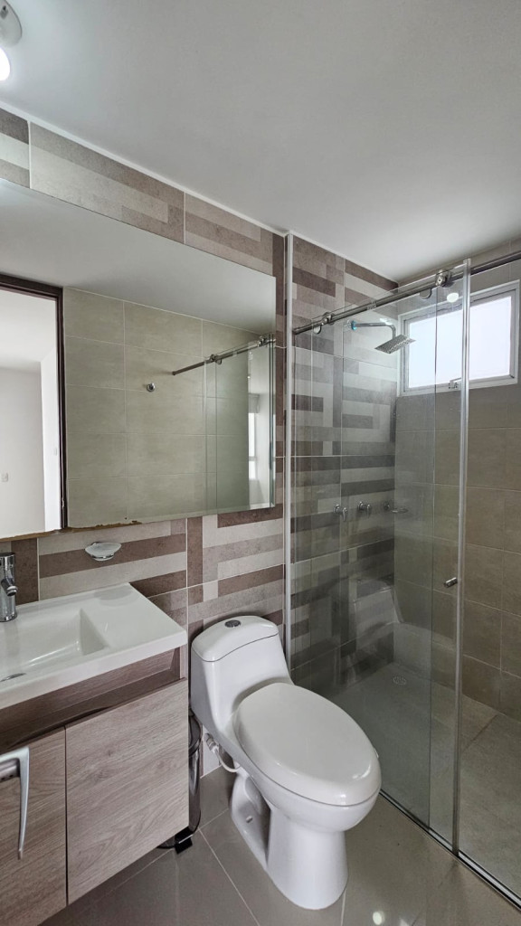 Apartamento En Arriendo - Valle Del Lili, Cali