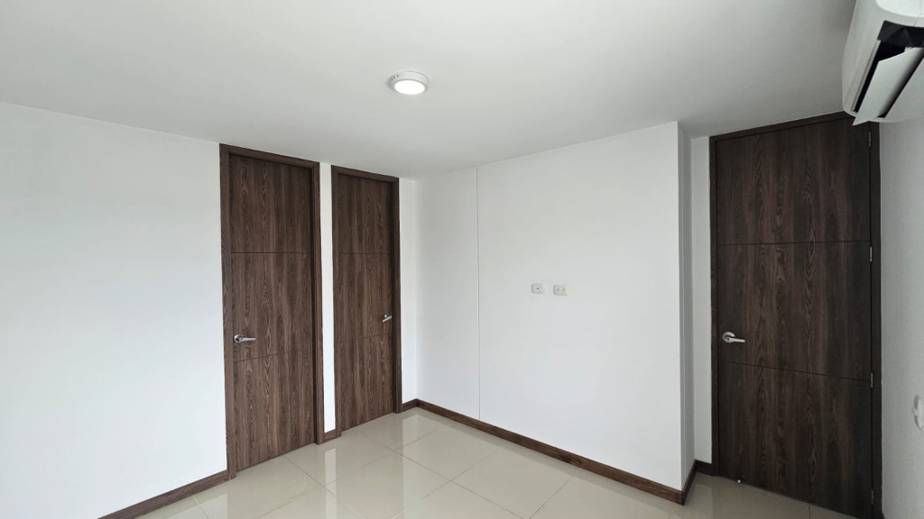 Apartamento En Arriendo - Valle Del Lili, Cali