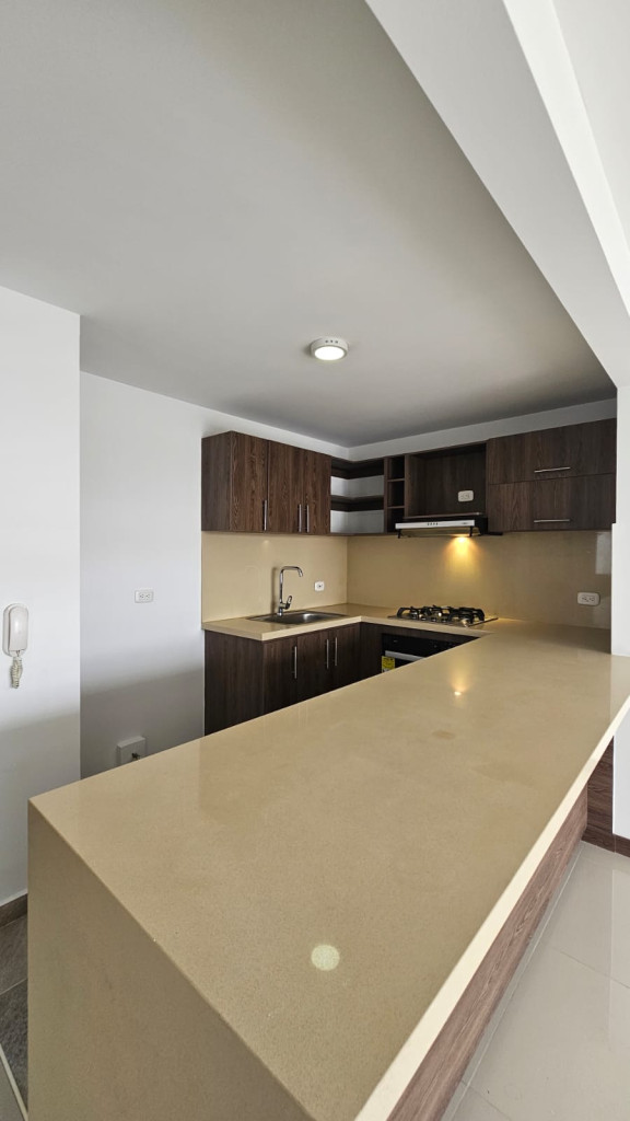 Apartamento En Arriendo - Valle Del Lili, Cali