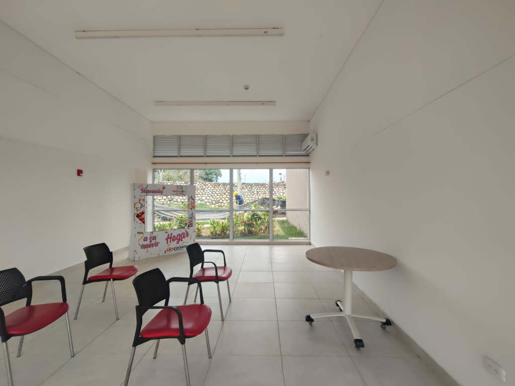 Apartamento En Arriendo - Ciudad Pacifica, Cali