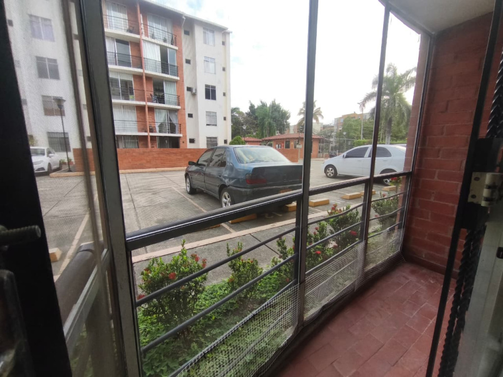 Apartamento En Arriendo - Cañaverales, Cali