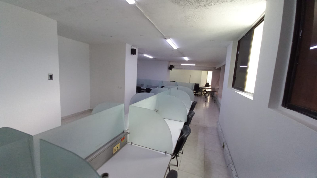Oficina En Arriendo - Versalles, Cali