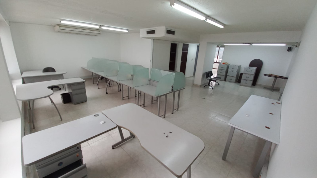 Oficina En Arriendo - Versalles, Cali