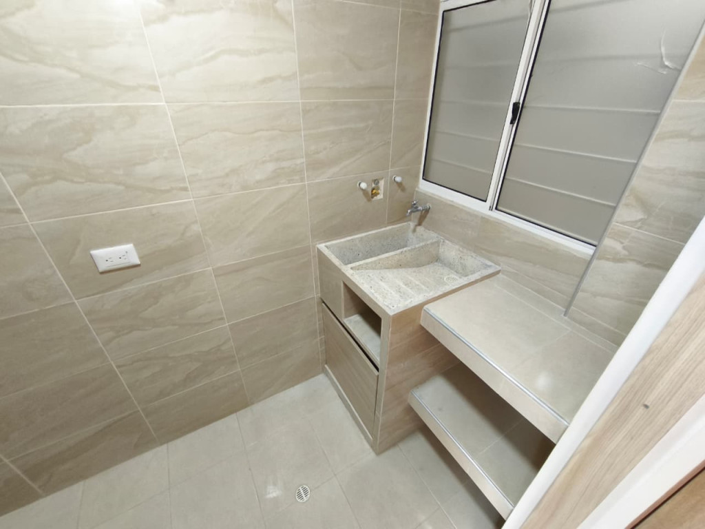 Apartamento En Arriendo - El Vivero, Cali