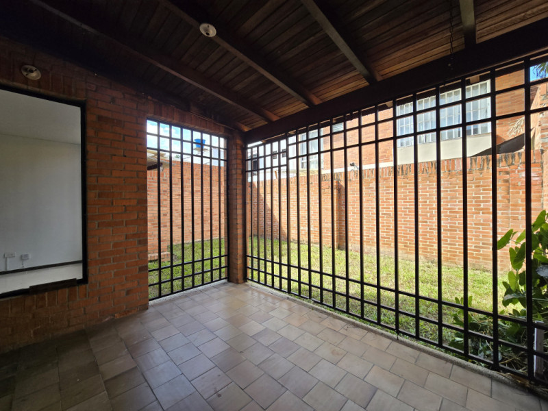 Casa En Arriendo - Urbanización San Joaquin, Cali