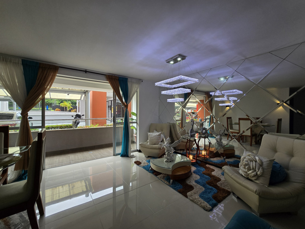 Apartamento En Venta - Bochalema, Cali