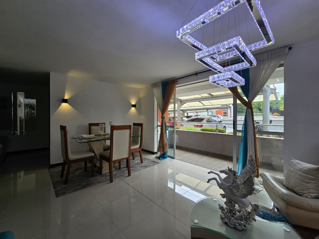 Apartamento En Venta - Bochalema, Cali