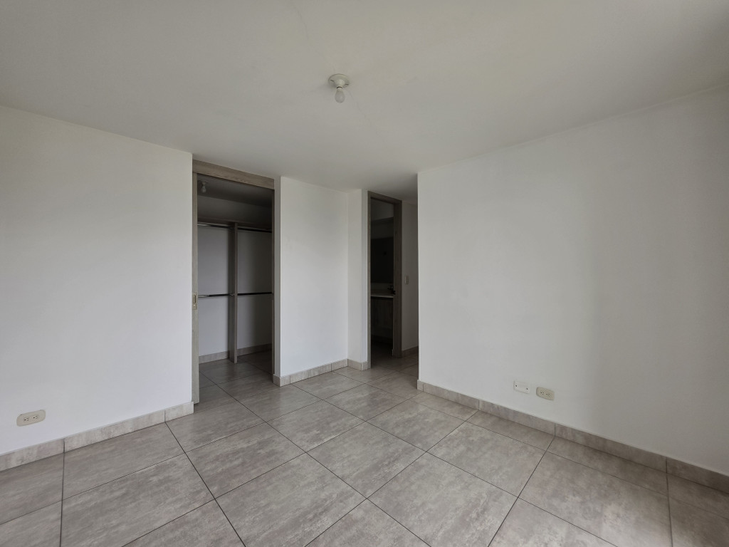 Apartamento En Venta - Valle Del Lili, Cali