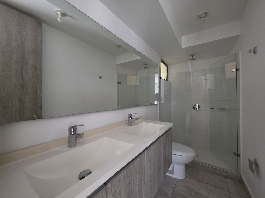 Apartamento En Venta - Valle Del Lili, Cali