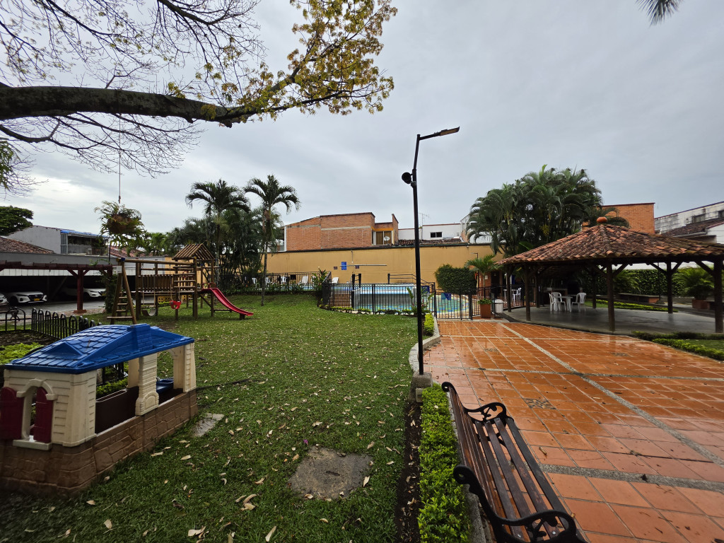 Apartamento En Venta - Tequendama, Cali