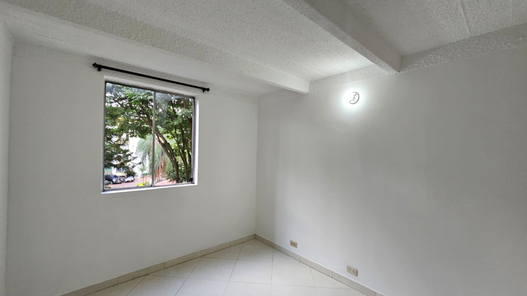 Apartamento En Arriendo - Primero De Mayo, Cali