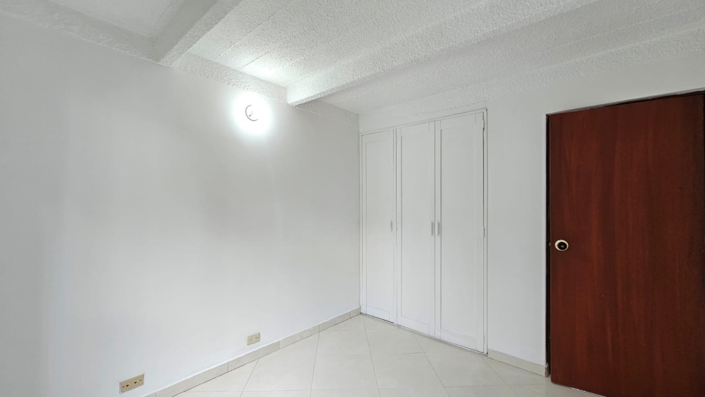 Apartamento En Arriendo - Primero De Mayo, Cali